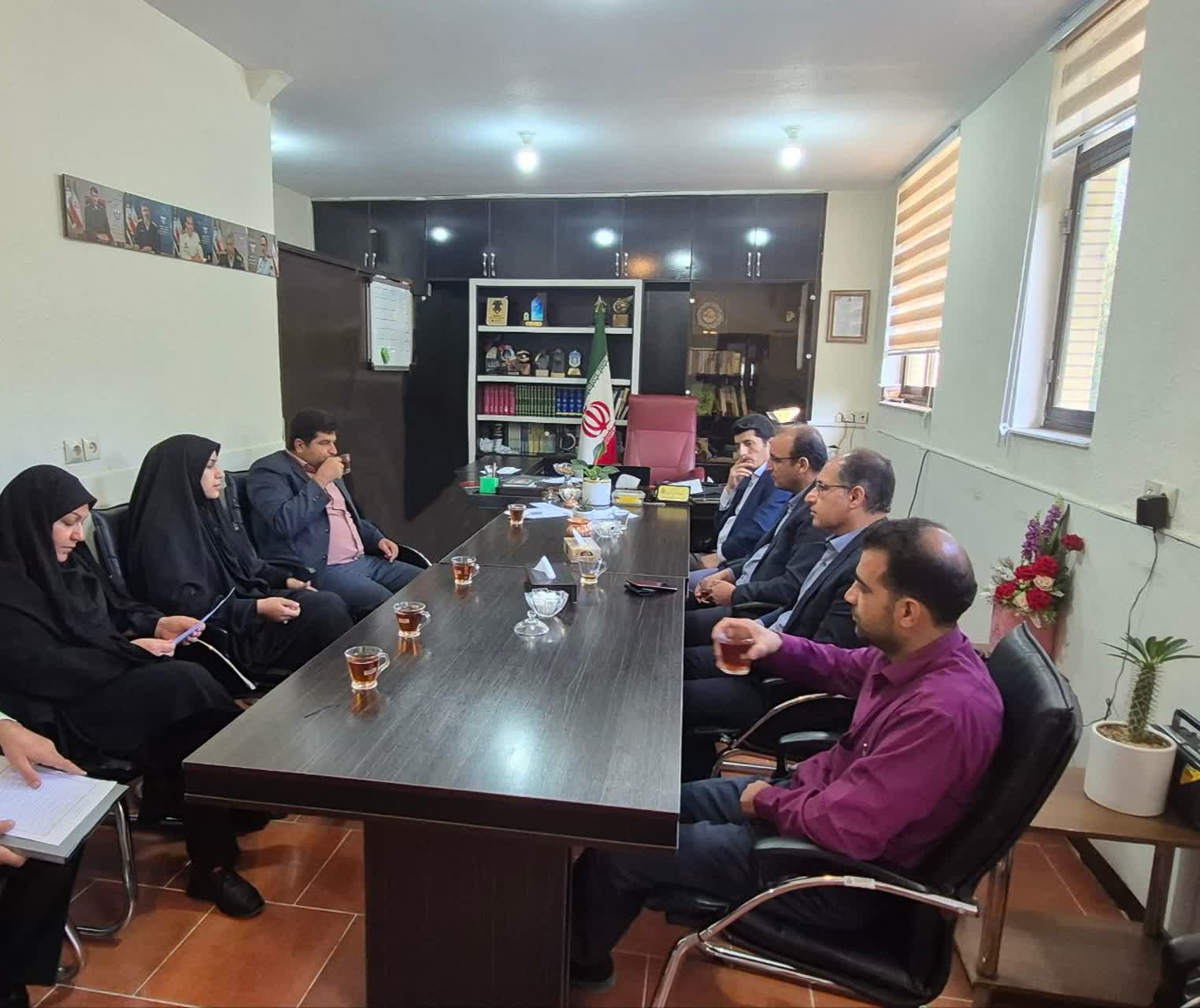 نشست هم اندیشی با مدیران و معاونان فرهنگی دانشگاههای استان در خصوص سامانه «شهر دانشجو»	