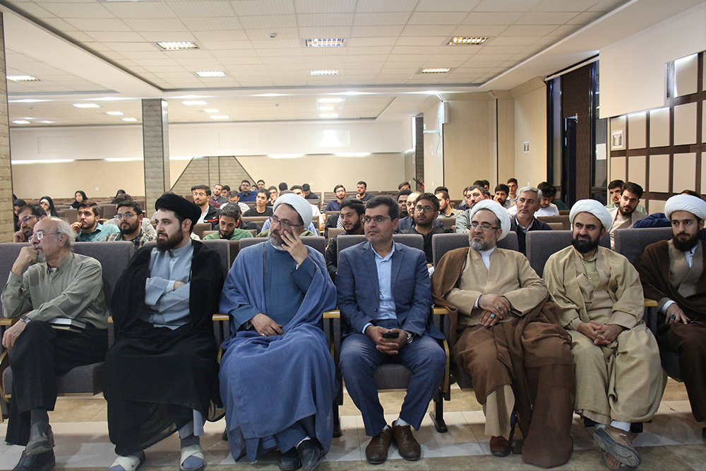 تصاویر همایش «یادمان مقاومت از ایران تا لبنان» و برگزیدگان دو مسابقه