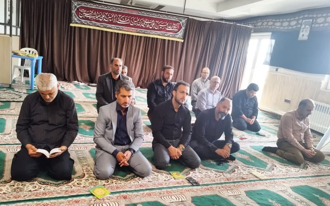 گزارش تصویری برنامه شفیعم باش و روضه امام حسین(ع) در روز یکشنبه هشتم تیر ماه ۱۴۰۴
