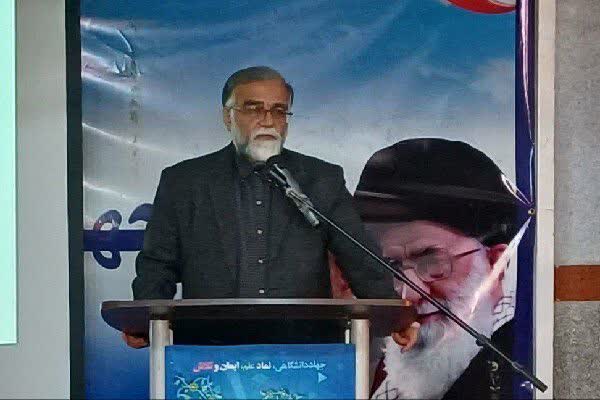  جهاددانشگاهی تلفیقی از علم، فرهنگ و مسئله‌محوری است
