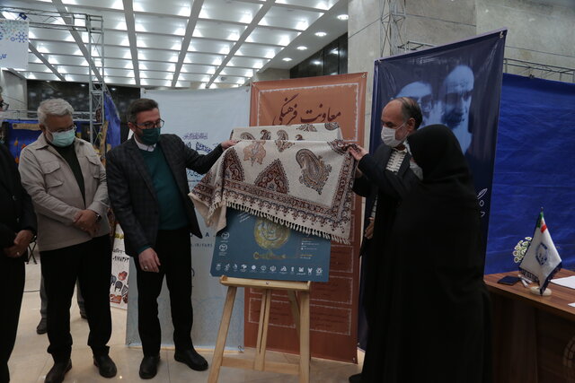 گزارش سیمای مرکز فارس از رونمایی جشنواره شعر باران