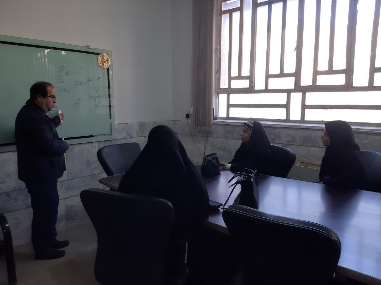 اولین کلاس دوره کاربردی آموزش خبرنگاری برگزار شد.