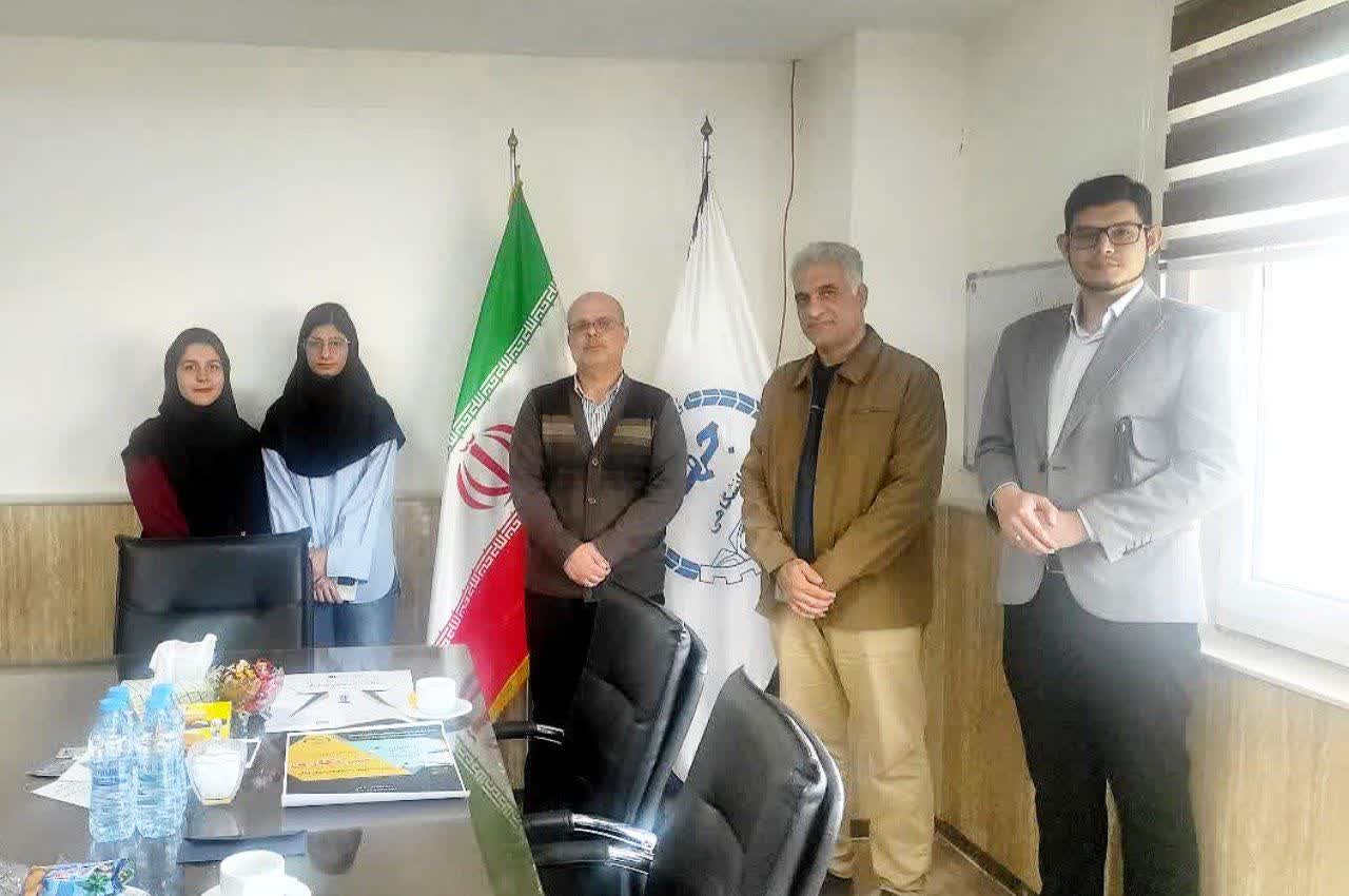 جلسه‌ هم اندیشی معاون فرهنگی سازمان جهاد دانشگاهی استان گیلان با اعضای تشکل دانشجویی انجمن اسلامی دانشجویان دانشگاه گیلان