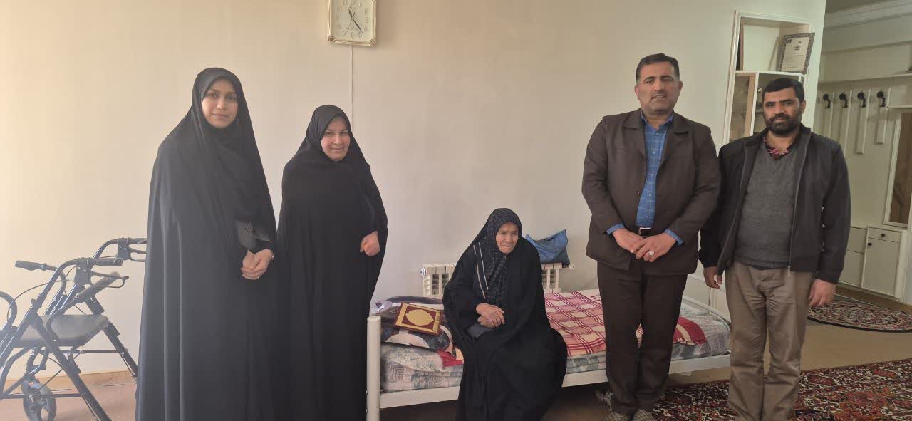 دیدار و سرکشی از خانواده شهید جاویدالاثر «اسفندیار شبان»