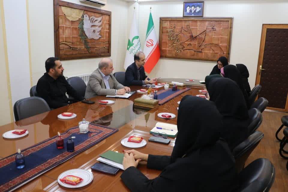نشست هم‌اندیشی