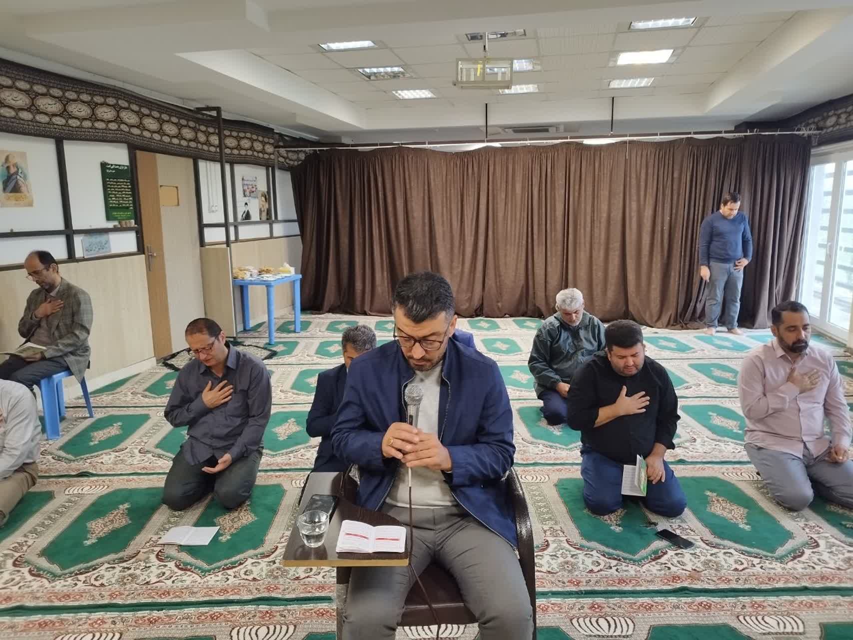 گزارش تصویری  قرائت زیارت عاشورا   - به همراه صبحانه نذری  -  چهارشنبه ۲ مهر ۱۴۰۴