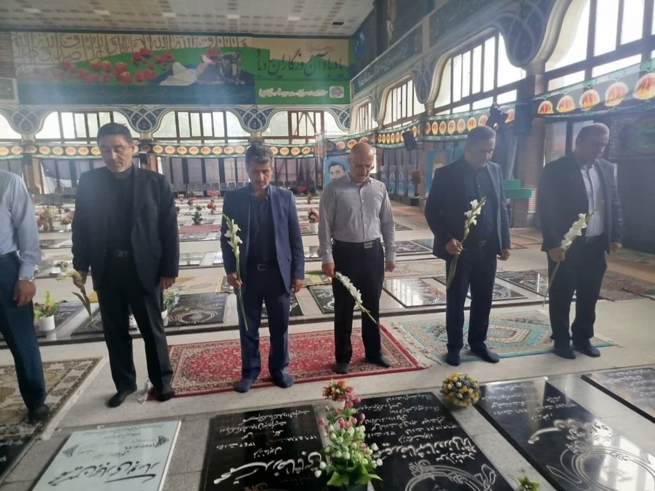 گزارش تصویری تجدید میثاق جهادگران سازمان جهاد دانشگاهی استان گیلان با شهدا
