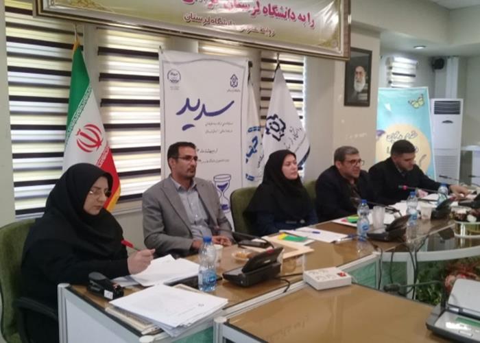 مرحله استانی مسابقات ملی ارائه سه دقیقه‌ای «سدید»‌ امروز، هشتم اردیبهشت‌ماه از سوی جهاددانشگاهی لرستان به میزبانی دانشگاه لرستان با شرکت ۵۳ نفر در سالن اجتماعات شهید میربهرسی دانشگاه لرستان برگزار شد. 