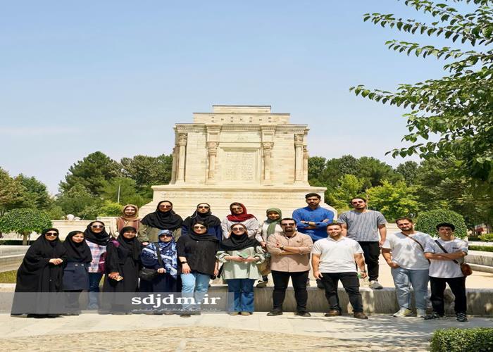 بازدید اول سفر در معنا، بقعه هارونیه و توس