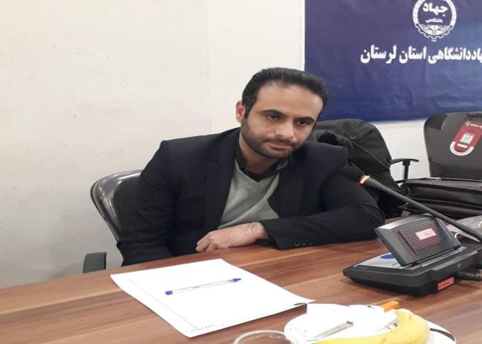 نشست تخصصی با موضوع "بازخوانی ابعاد مکتب سپهبد شهید حاج قاسم سلیمانی"