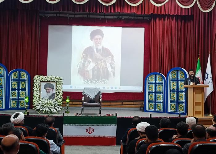 مراسم بزرگداشت و سوگواری در رثای رهبر شهید انقلاب اسلامی با حضور دانشگاهیان 