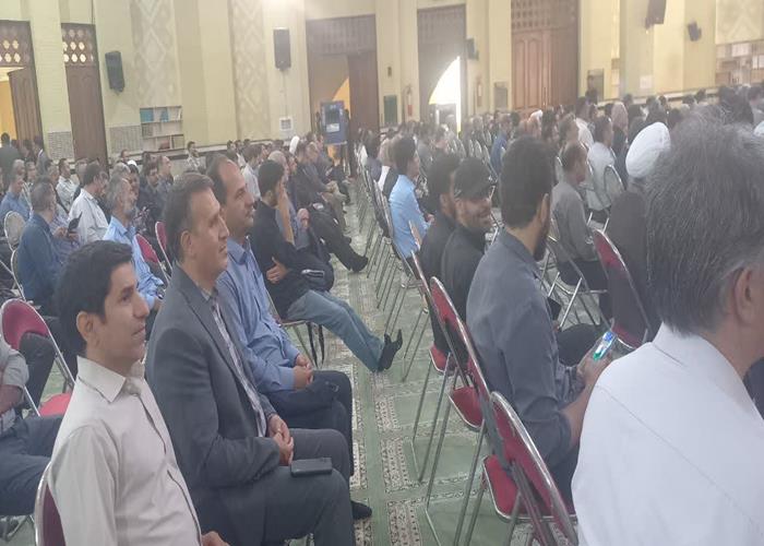 آیین بزرگداشت رهبر شهید به همت دانشگاهیان همدان برگزار شد