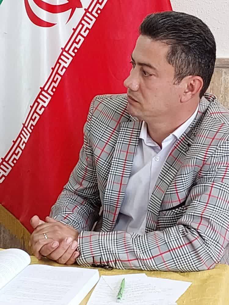 وحید شعبانی نژاد - دانشجوی کارشناسی ارشد مدیریت بازرگانی - مدیریت بین الملل