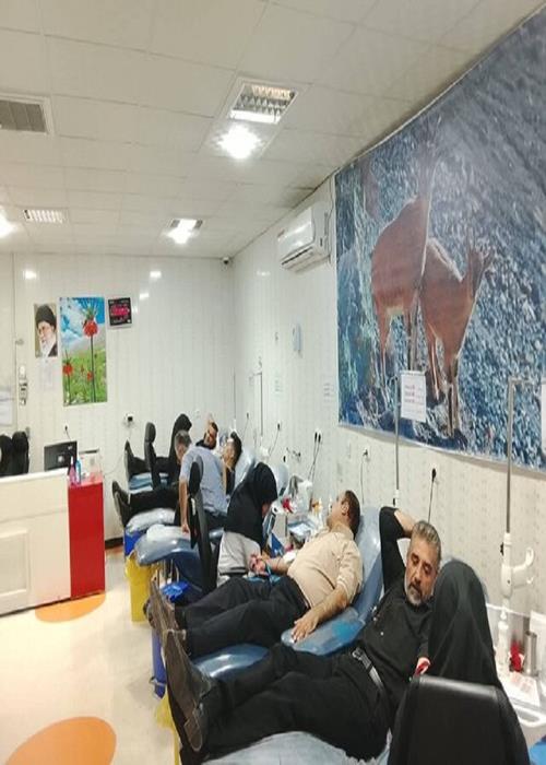 اهدای خون دانشگاهیان و جهادگران جهاد دانشگاهی کهگیلویه و بویراحمد در حمایت از ایران