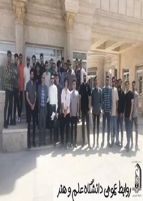 بازدید از کارخانه کاشی ستاره میبد