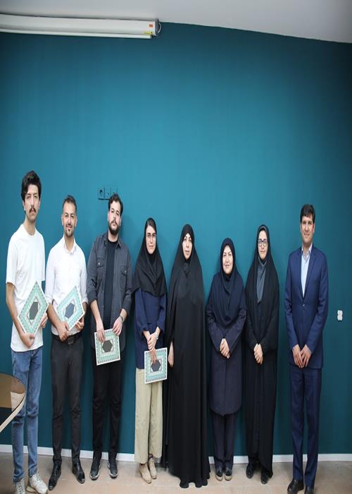 تقدیر از برگزیدگان سیزدهمین دوره مسابقات مناظره دانشجویی-همدان