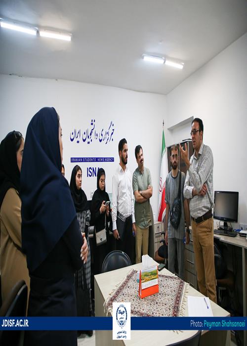 تور بازدید دانشجویان از تحریریه ایسنا و ایکنا