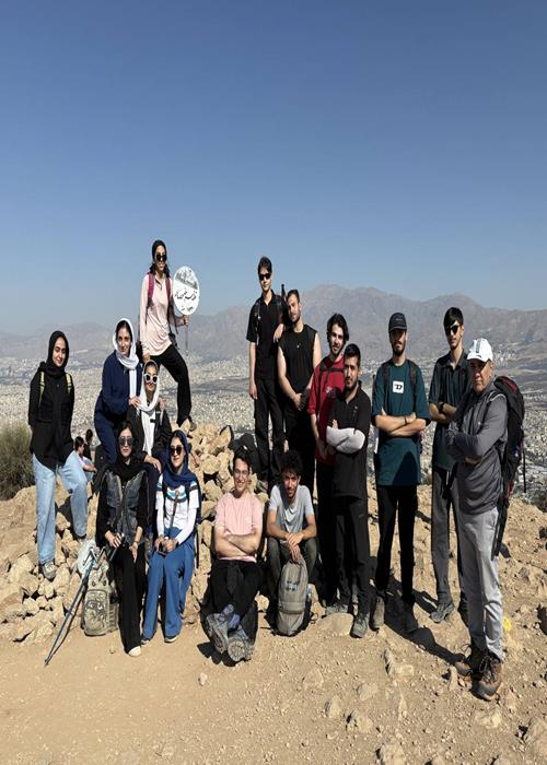 نهمین برنامه کانون فرهنگی و دانشجویی کوهنوردی، نخستین صعود به قله سرخه‌حصار