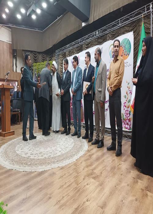 معرفی جهاد دانشگاهی لرستان به عنوان دستگاه برتر در خصوص جوانی جمعیت 