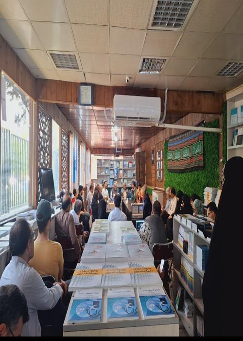 گزارش تصویری از  برنامه نقدکتاب ایران شناخت