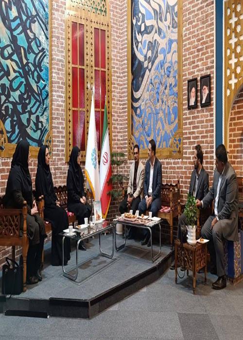 نشست به مناسبت هفته کتاب