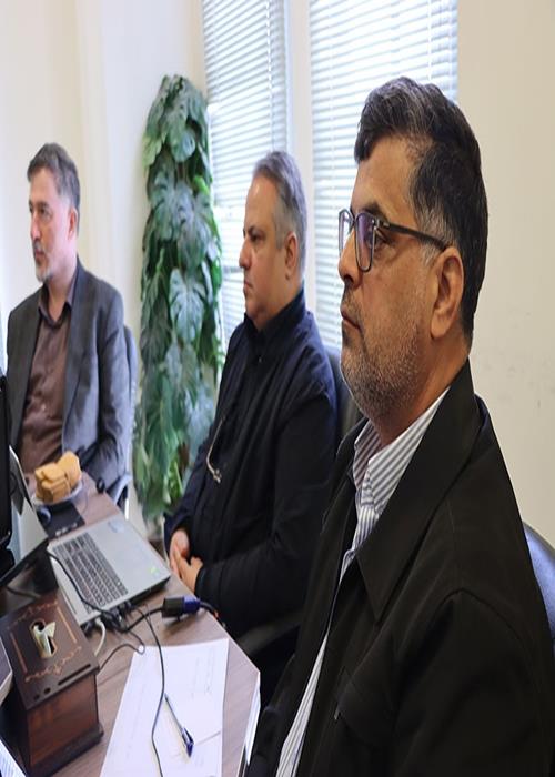 نشست شورای دانشگاه علم و هنر با حضور معاون آموزشی جهاددانشگاهی؛ راهکارهای توسعه درآمدی و توسعه رشته‌ای بررسی شد